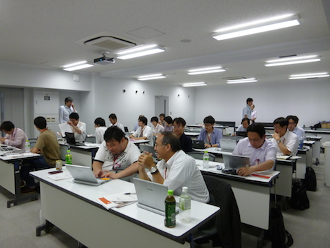 FOCUSを使ったグループ実習の様子